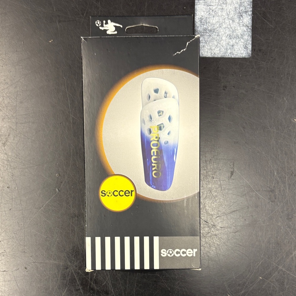 Soccer ProEuro Shin Guards With Sleeve
